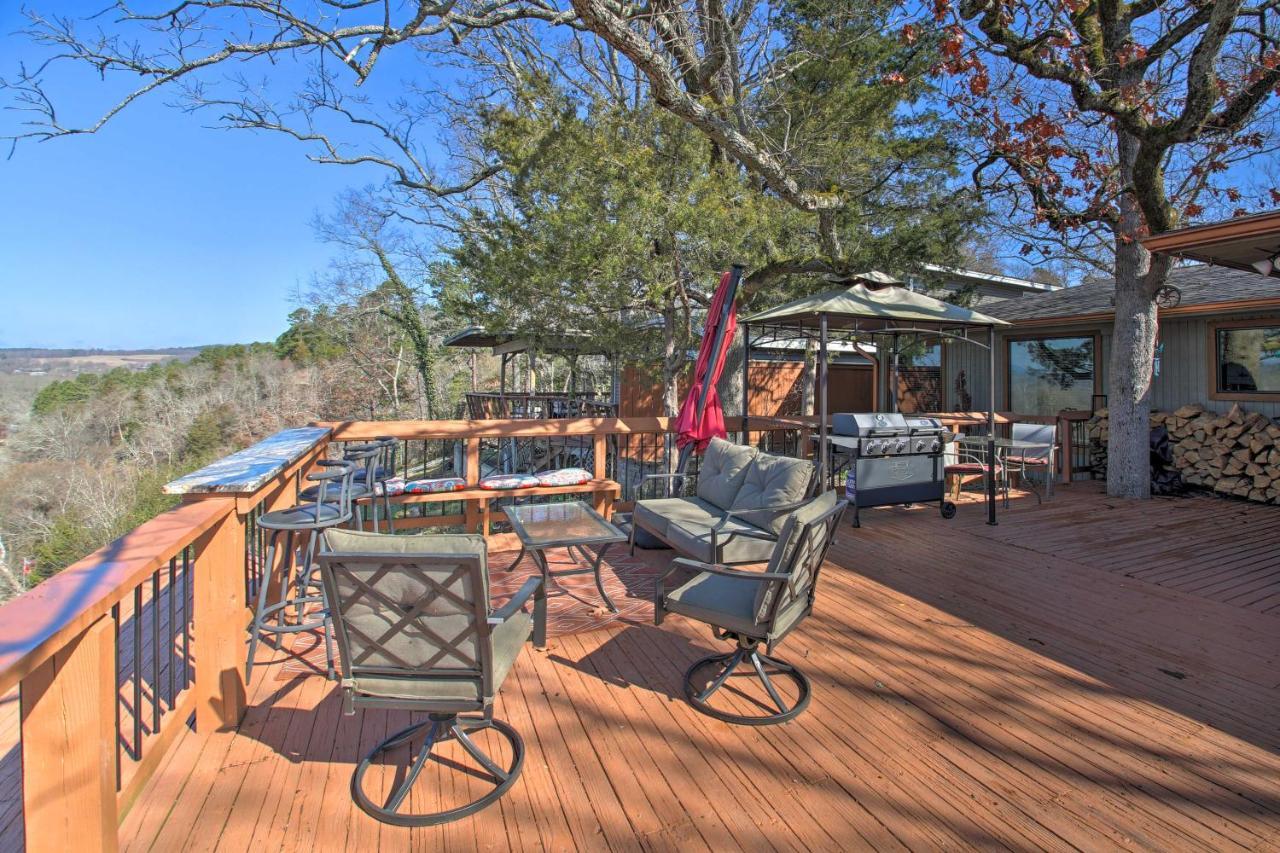 Vila Hot Springs Waterfront Escape With Hot Tub! Exteriér fotografie